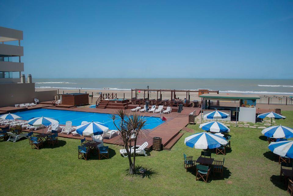 Hotel Tejas Rojas Villa Gesell Exterior foto
